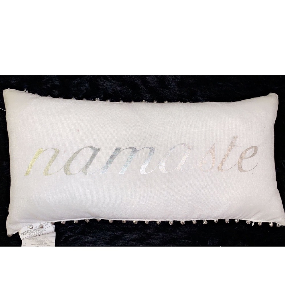 Namaste pillow